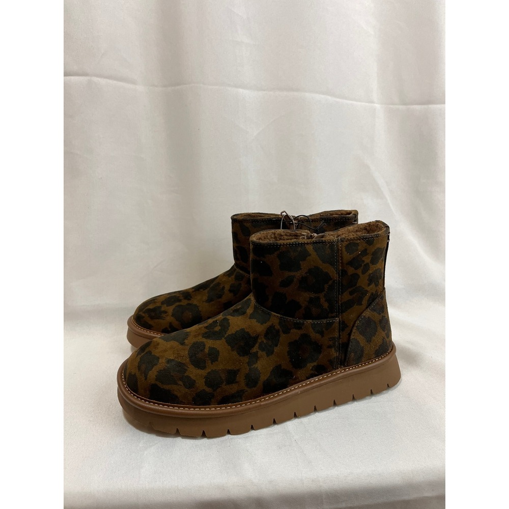 Universal Thread Womens Leopard Print Ankle Boots Memory Foam Brown Size 7 NWT